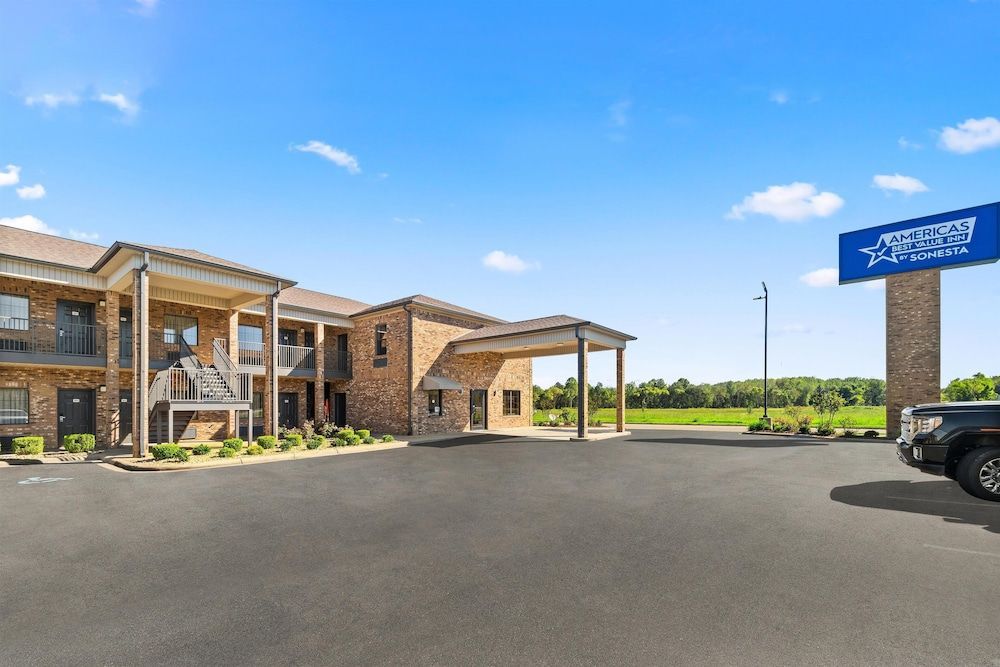 Americas Best Value Inn Byhalia 1