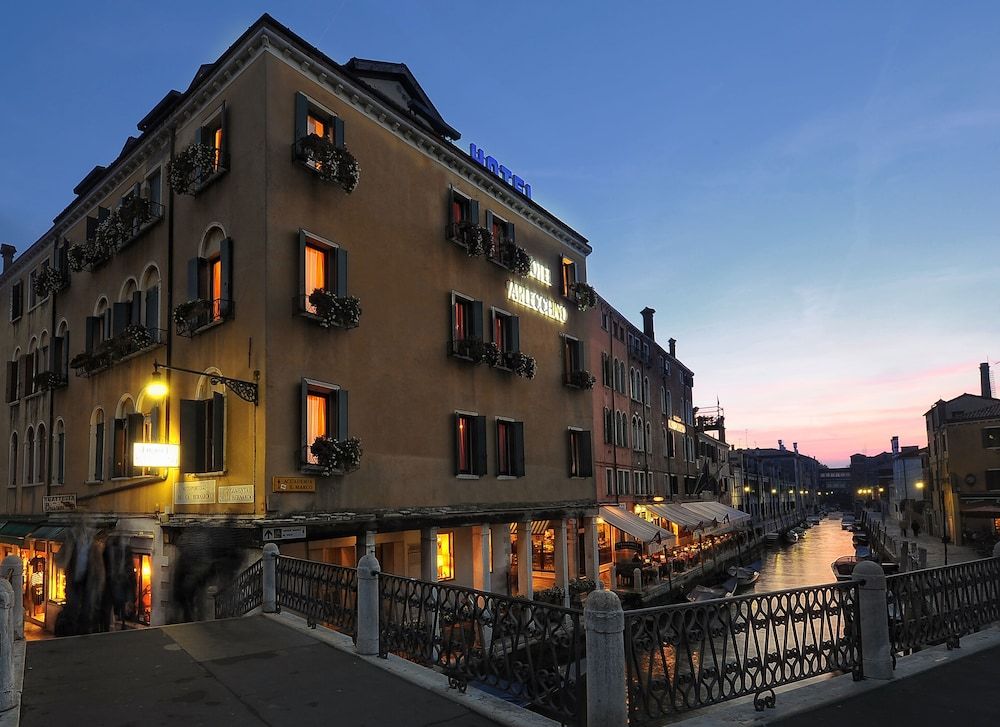 Hotel Arlecchino 1
