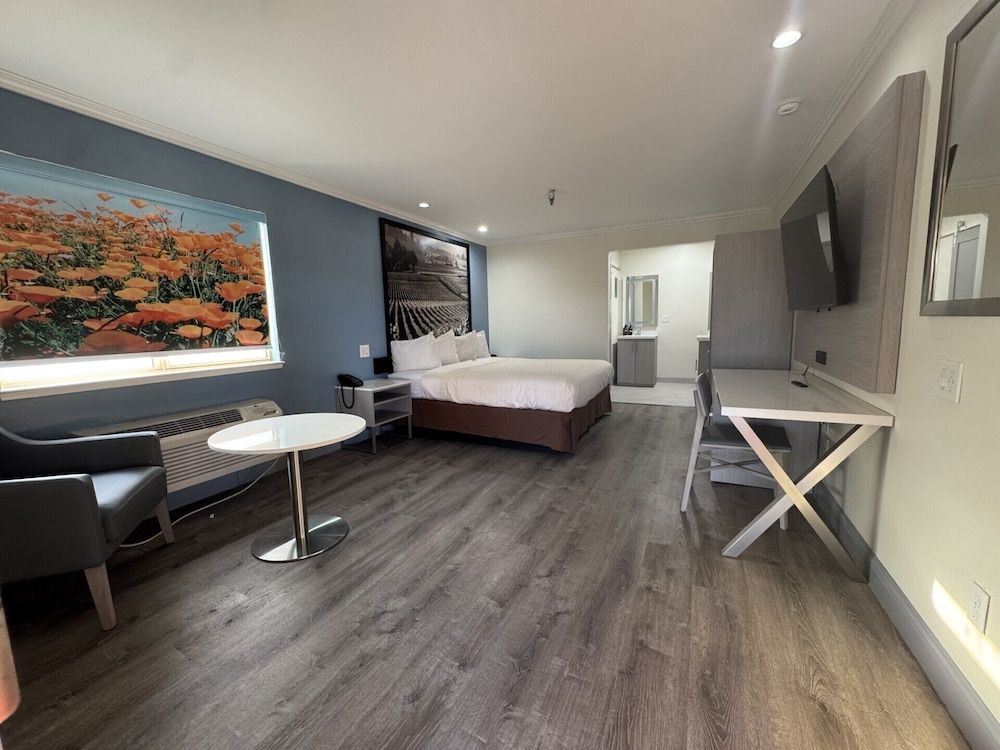Inn at King City 1