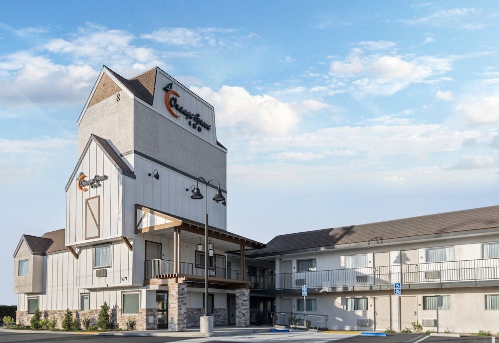 Orange Grove Inn 1