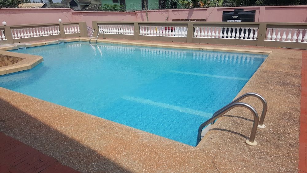 First Choice Hotel 1