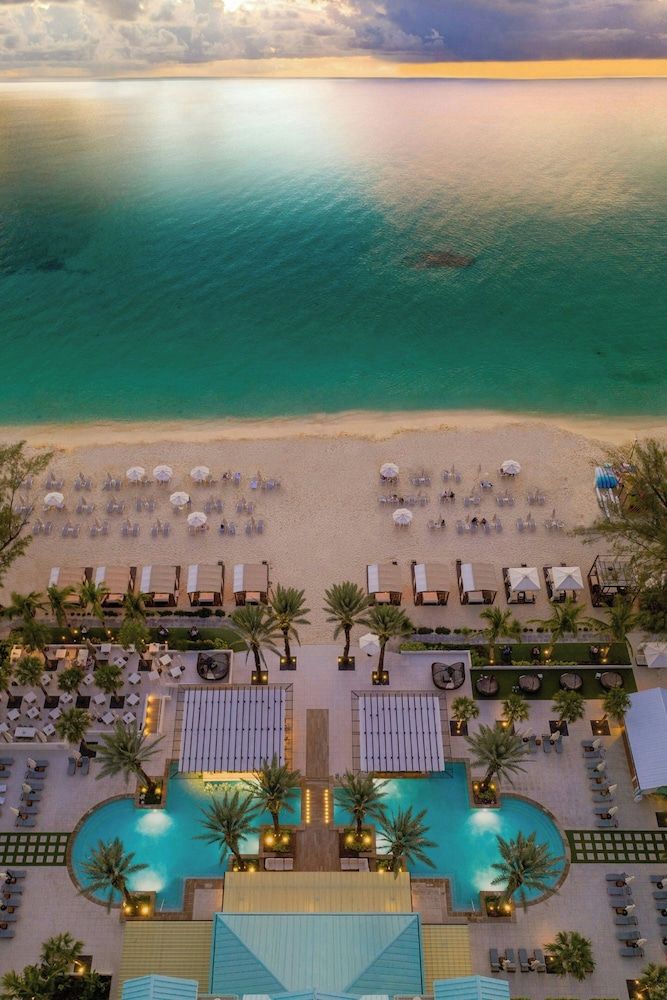 The Westin Grand Cayman Seven Mile Beach Resort & Spa 1