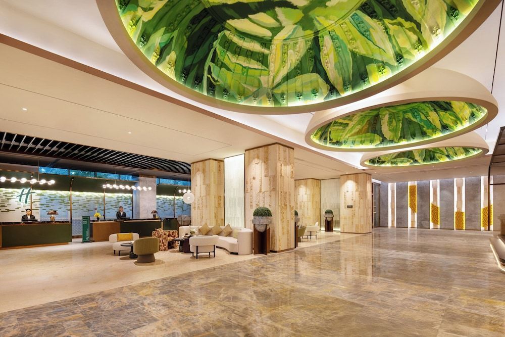 Holiday Inn Shanghai Minhang Center by IHG 2