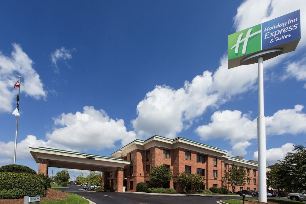 Holiday Inn Express & Suites COLUMBIA-I-20 @ CLEMSON RD by IHG 1