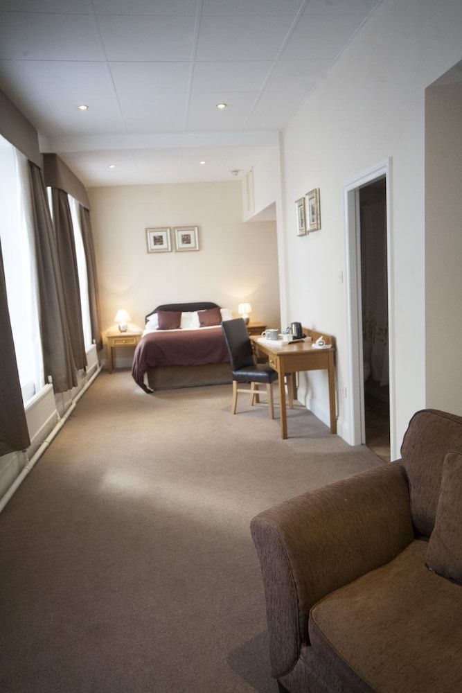 The White Swan Hotel 2