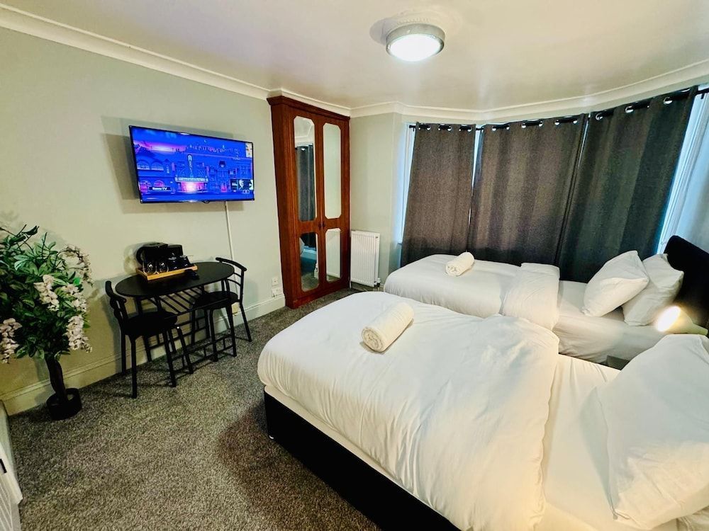 Sachi Hotel 1