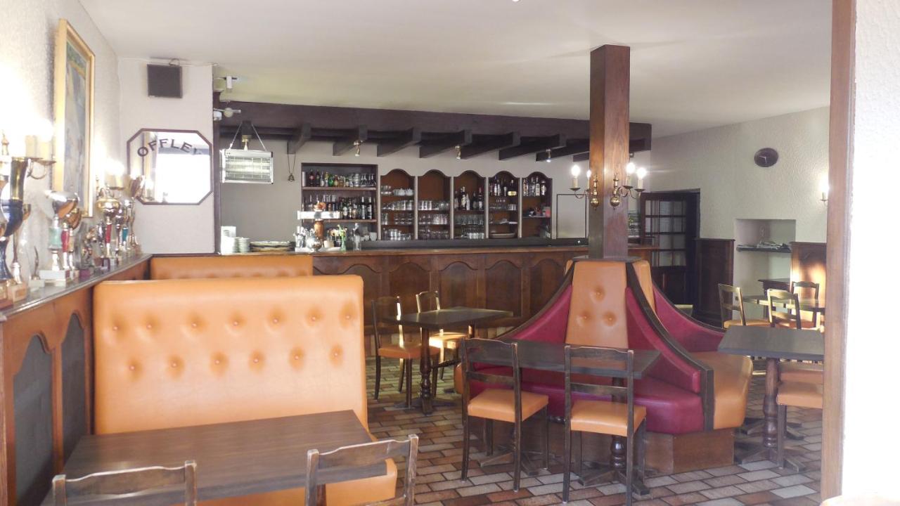 Logis Hotel Restaurant des Voyageurs, Lacs du Levezou 2