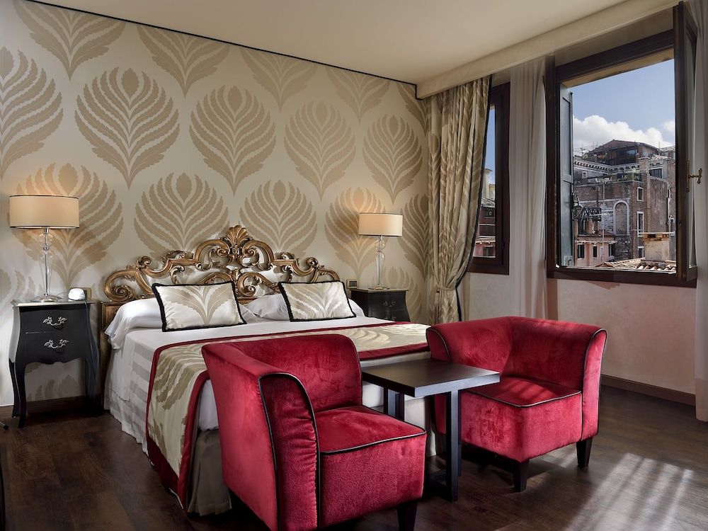 Hotel Amadeus 1
