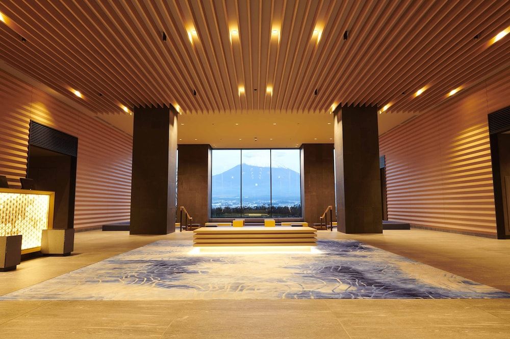 HOTEL CLAD 2