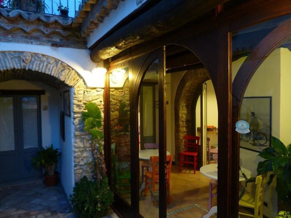 B&B Amphisya 2