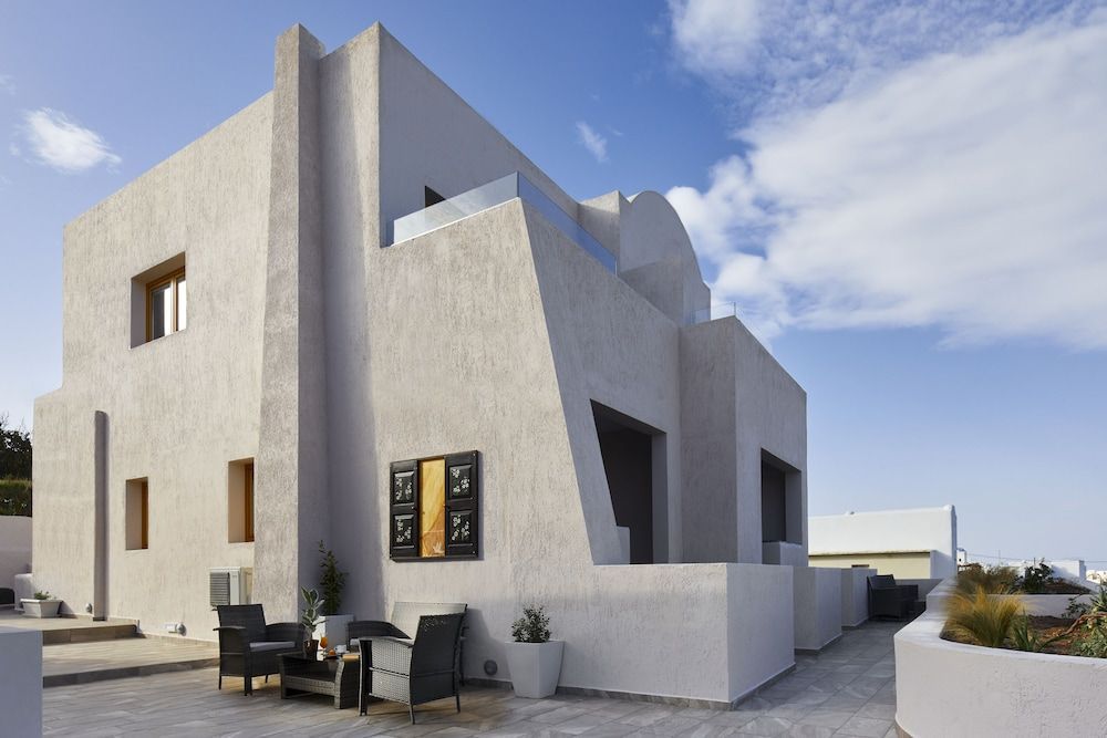Alyvia Suites 1
