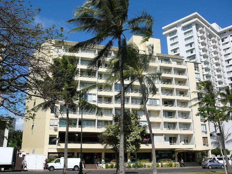 Castle Waikiki Grand 1