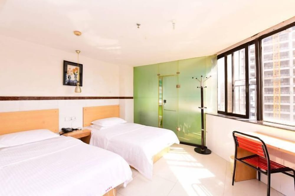 Xiangpeng Hotel 1