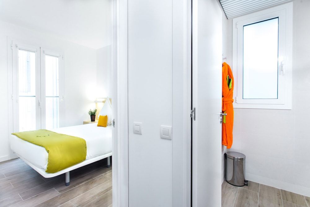 Cosmo Apartments Marina – Auditori 2