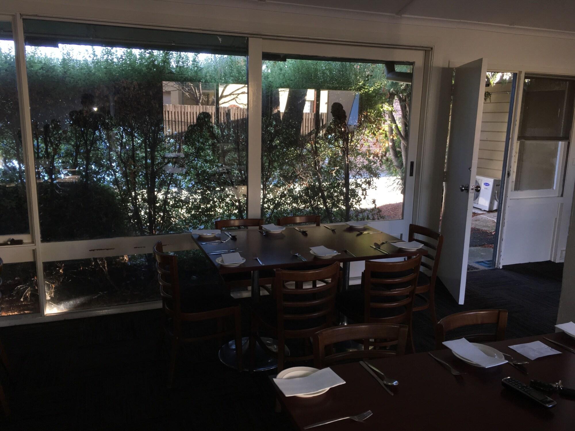 Red Cedars Motel 2