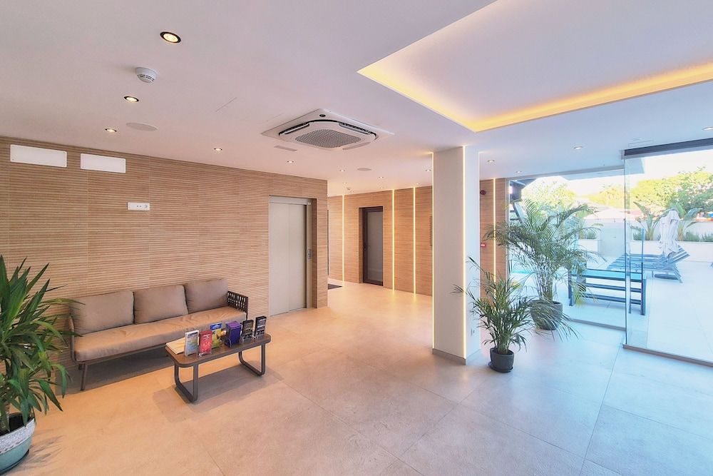 Apartamentos Ponent 2