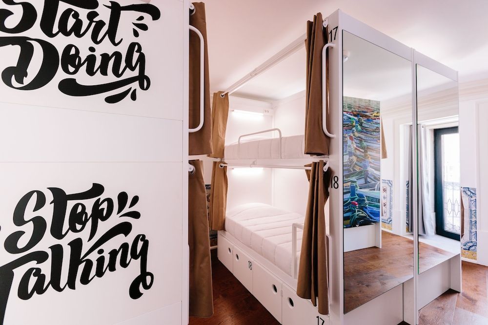 Lisbon South Hostel 1