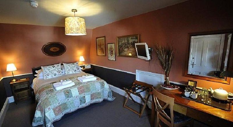 The Lamb Inn 1