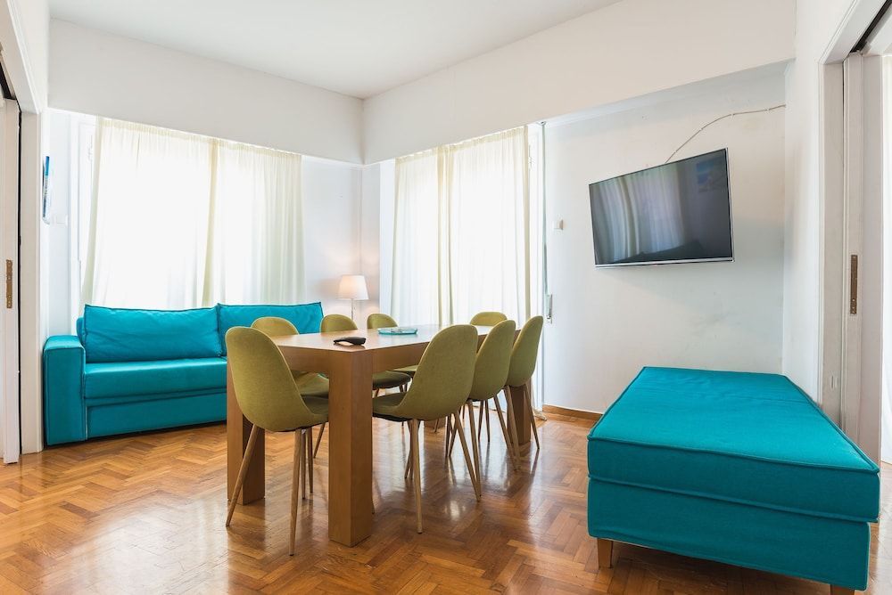 Super Paradise Apartments 1