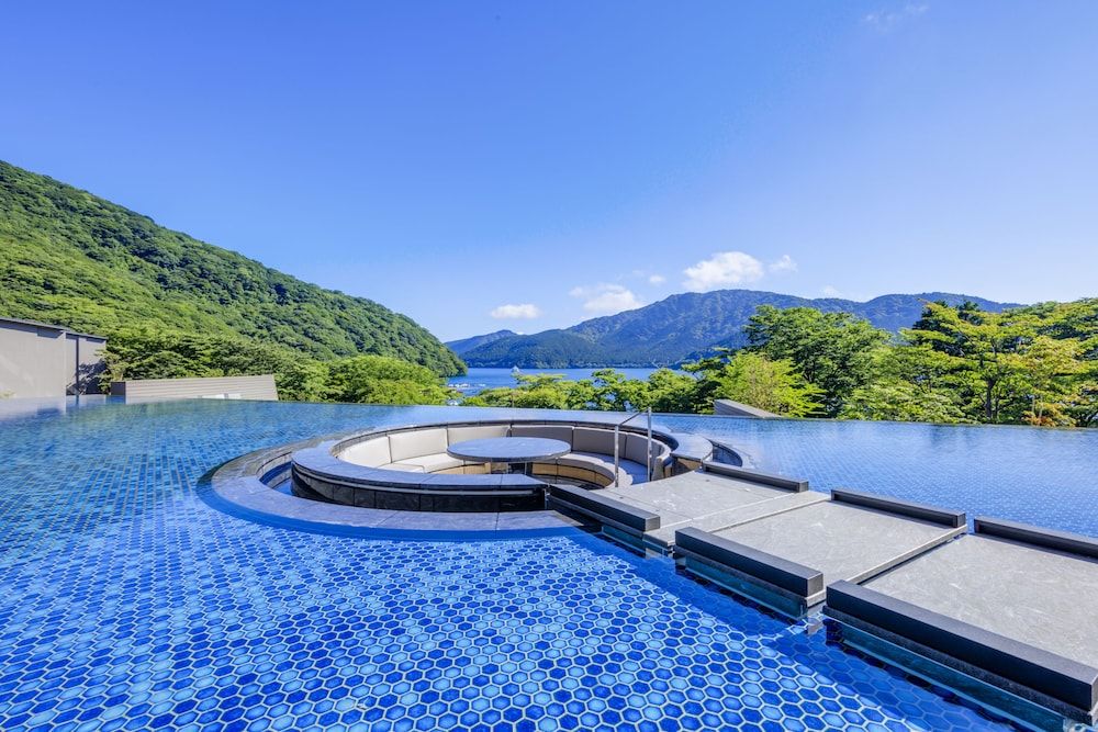 Hakone Ashinoko Hanaori 1