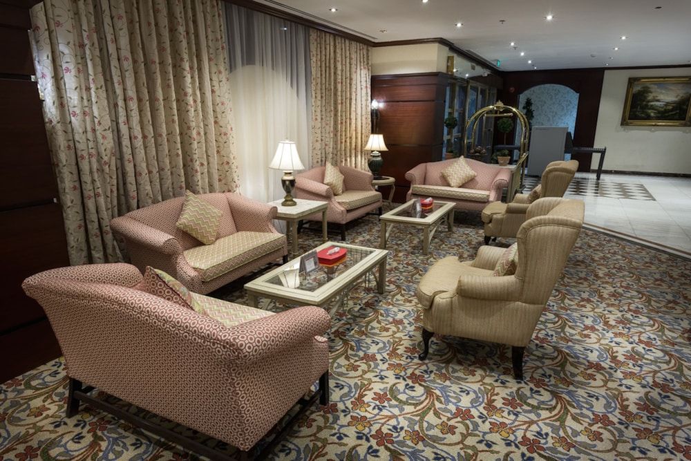 Hawthorn Suites by Wyndham Al Khobar 2