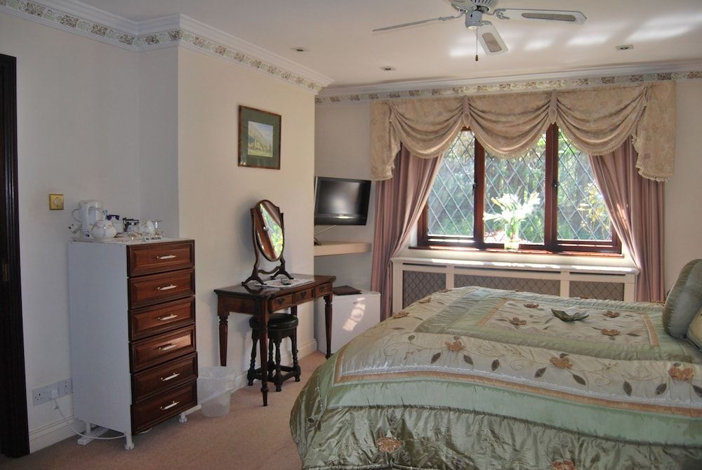Cotswold House 2