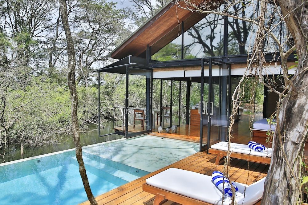 Paris - Dambulla - Kalundewa Retreat - Dambulla