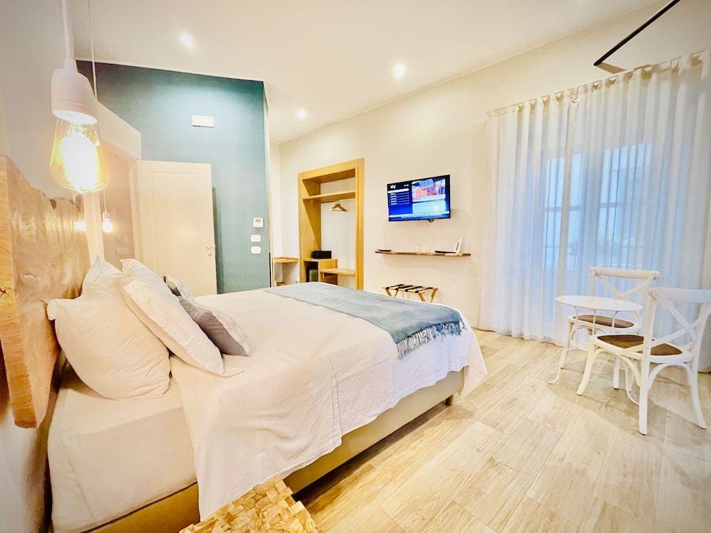 Bellaroto Suite & Spa - Charming Boutique Rooms 1