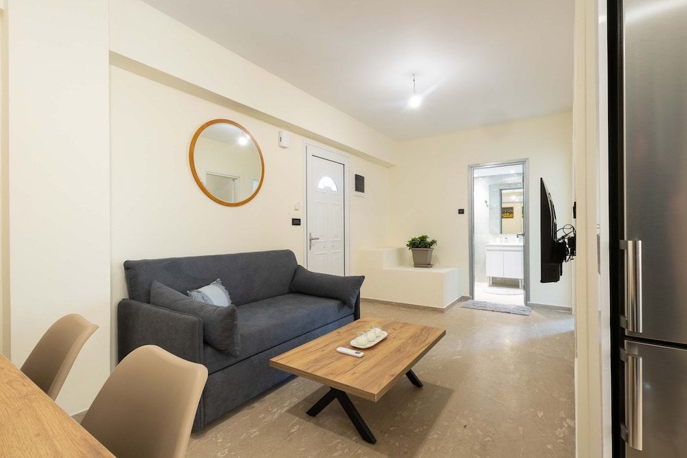 Sinani Apartment - Sea View Balcony & Jacuzzi Gem 1