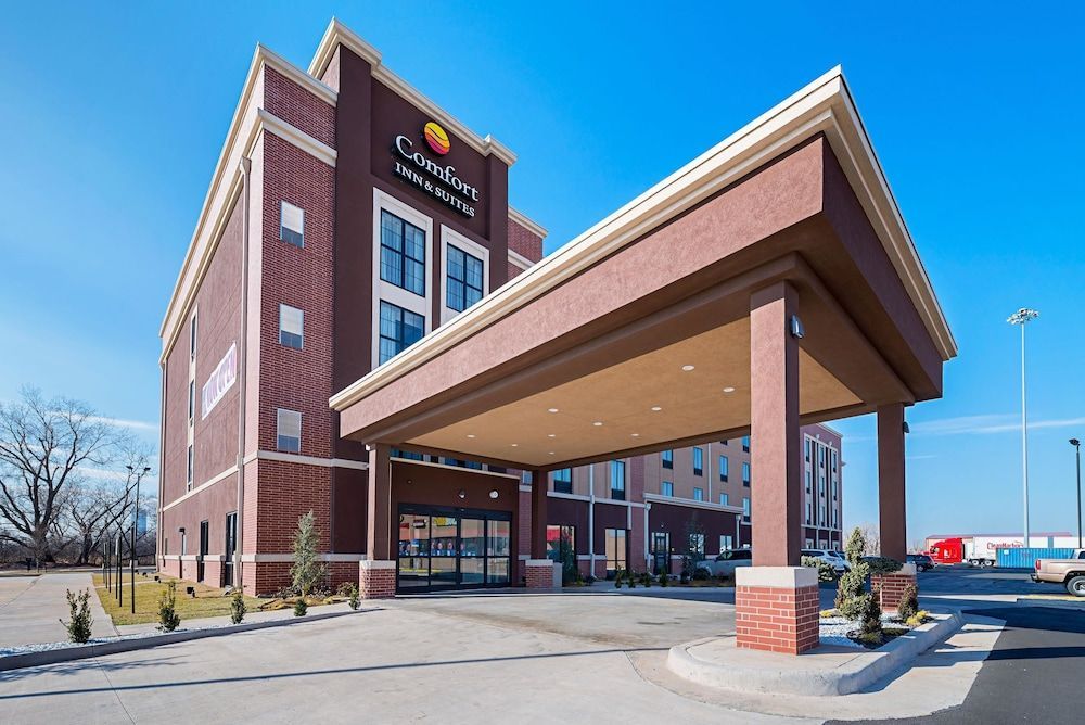 Comfort Inn & Suites Oklahoma City near Bricktown 1