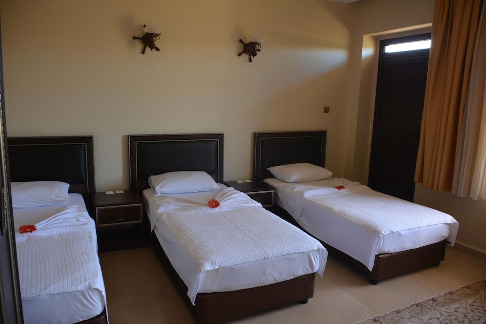 Turabdin Hotel 2
