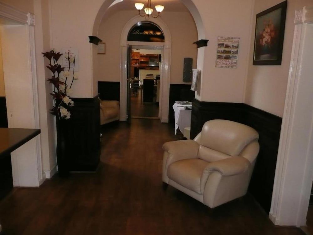 Rothwell House Hotel 2