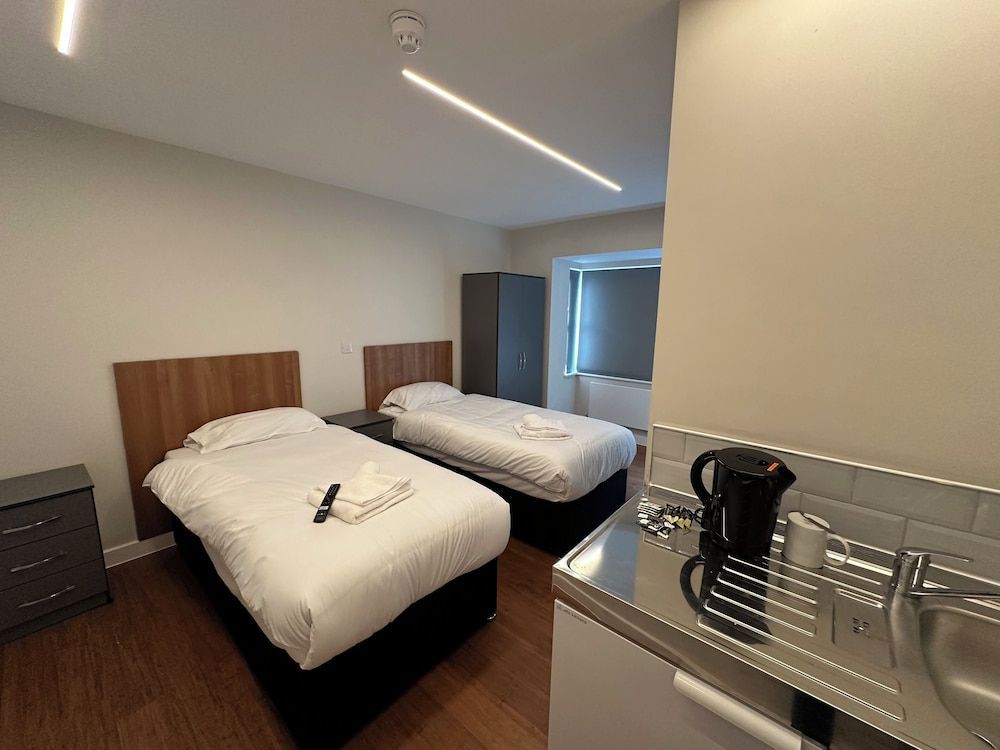 Contractors Guest House 2