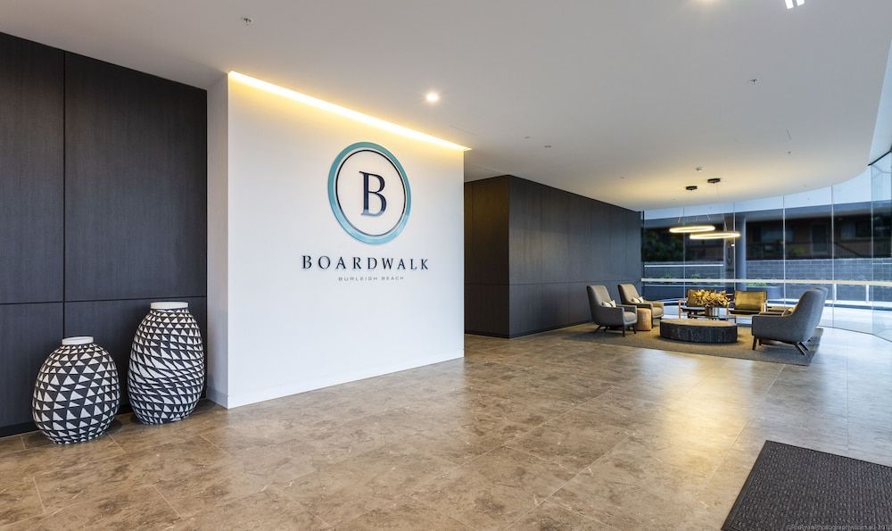 Boardwalk Burleigh Beach - Official 2