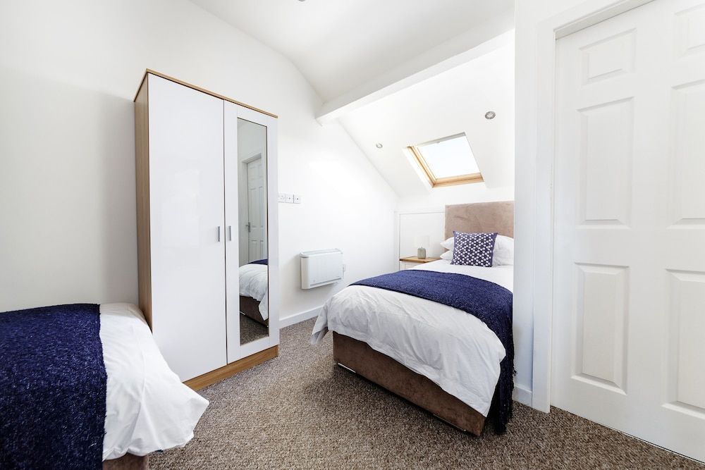 Mclaren House Seahouses 2