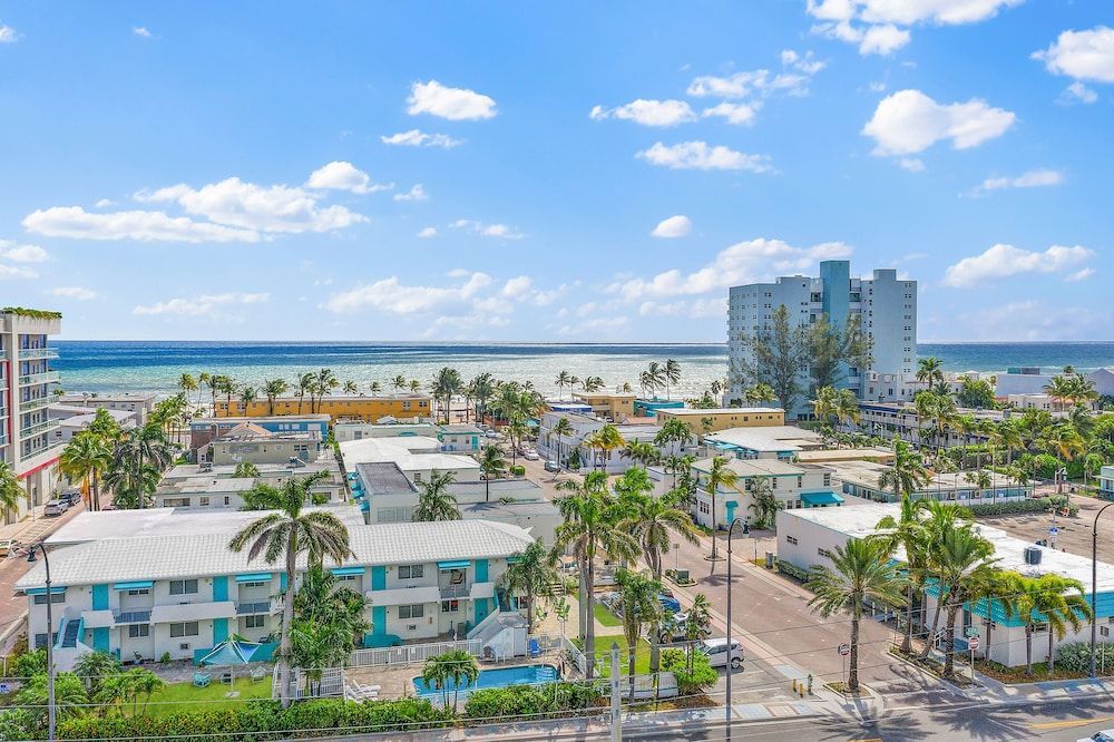 Hollywood Beachside Boutique Suite 1
