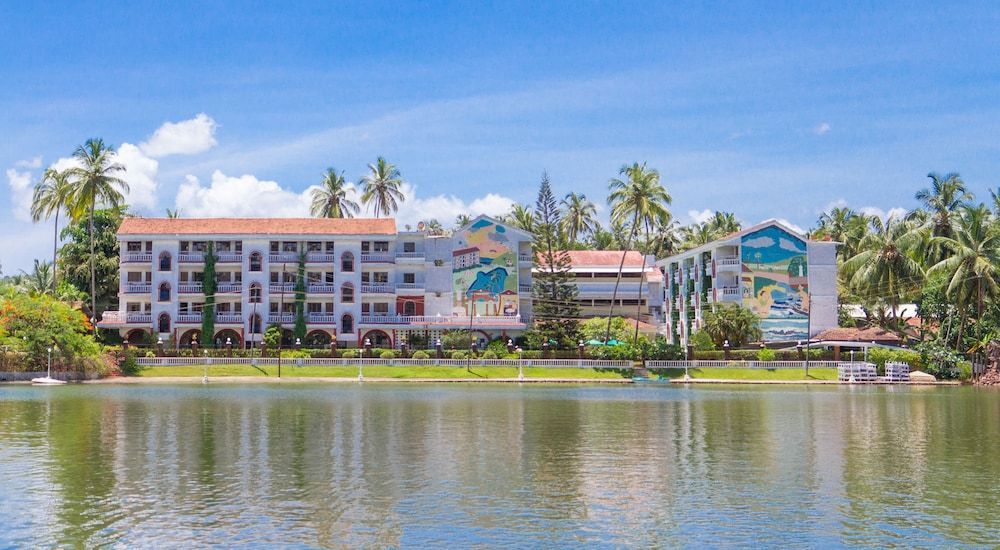 Resorte Marinha Dourada 1