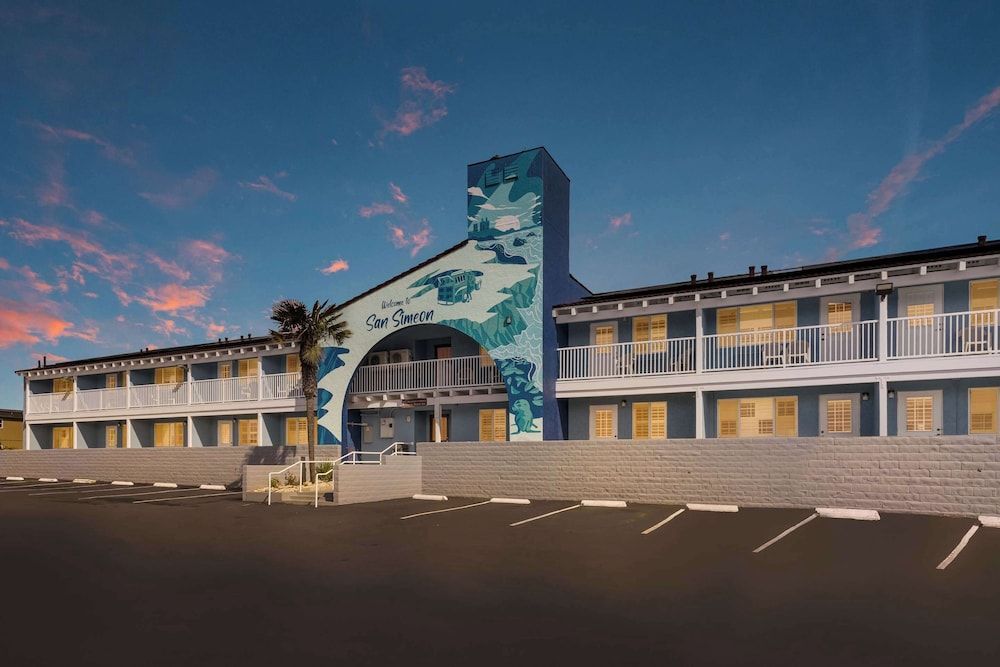 Comfort Inn near Hearst Castle - Cambria 1