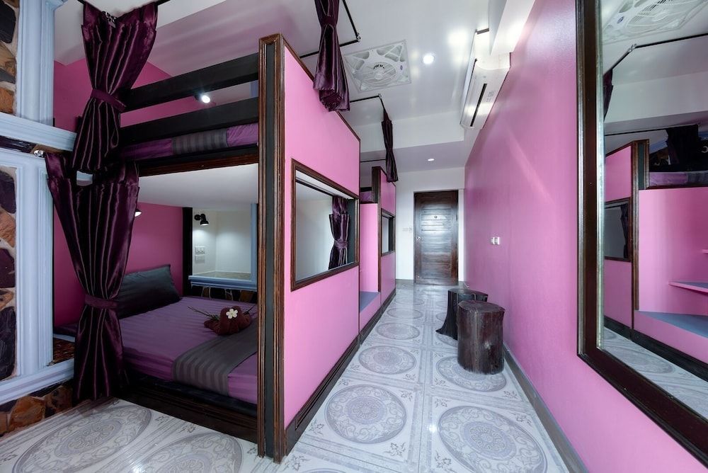 Kerton Hostel 1