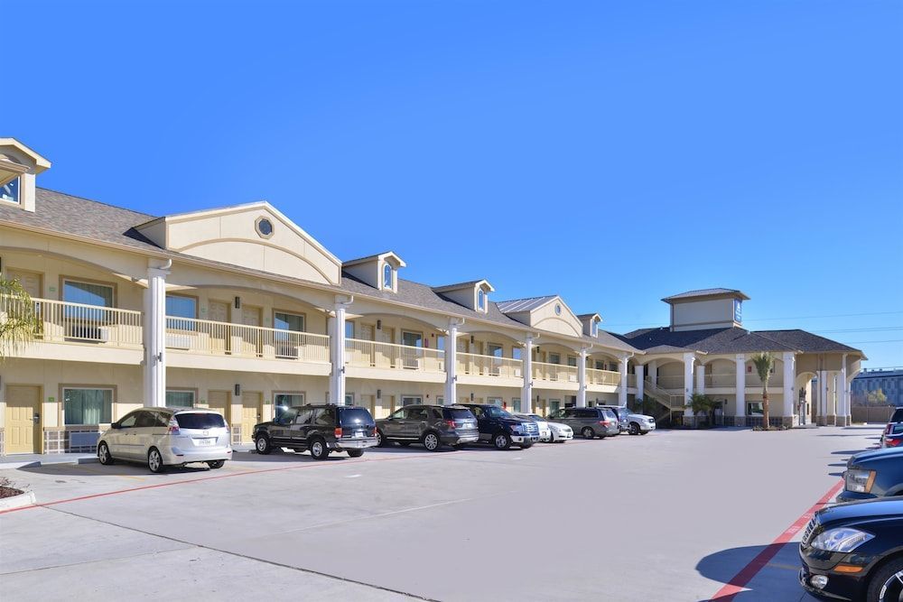 Americas Best Value Inn & Suites - Houston/Hwy 6 & Westpark 1