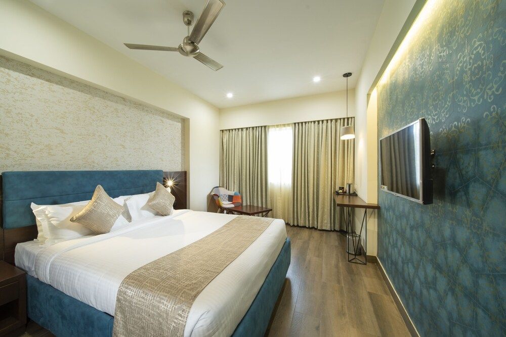 ICON Boutique by Bhagini 1