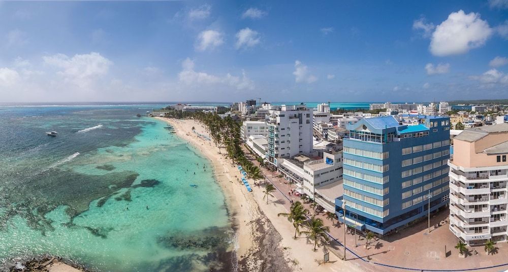 Calypso Beach Hotel 1