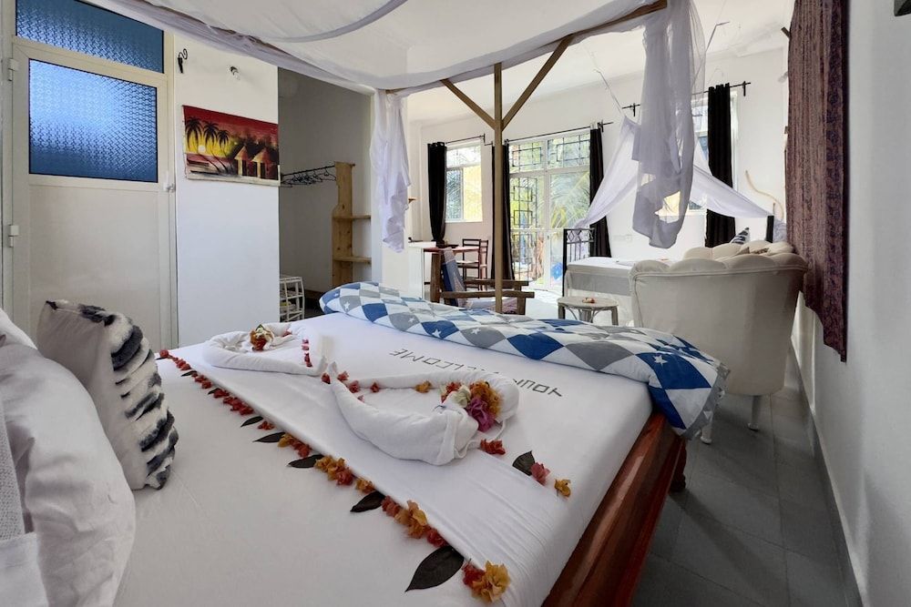Zanzibar Lodge 1