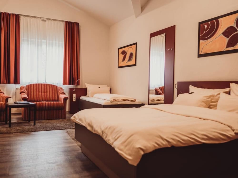 Hotel Gutshof Herborn 1