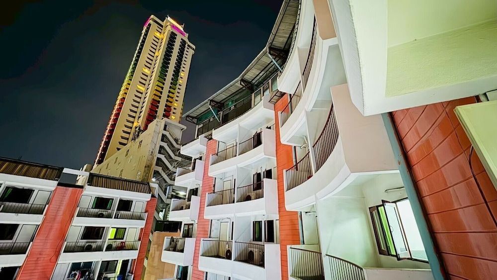 Bangkok-Pratunam Hotel 1