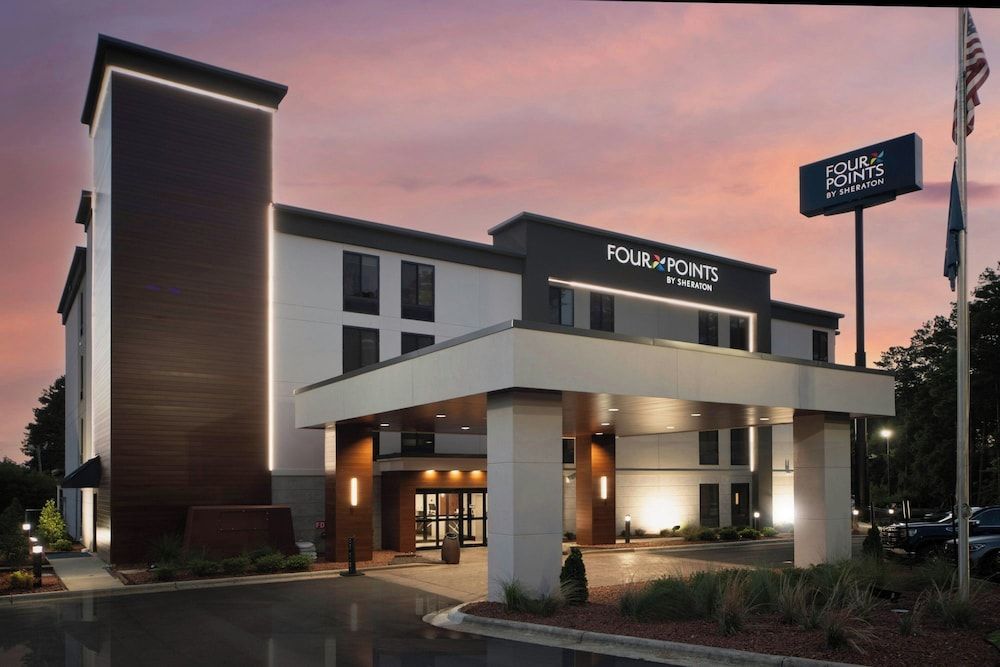 Four Points by Sheraton Fayetteville Fort Bragg 1