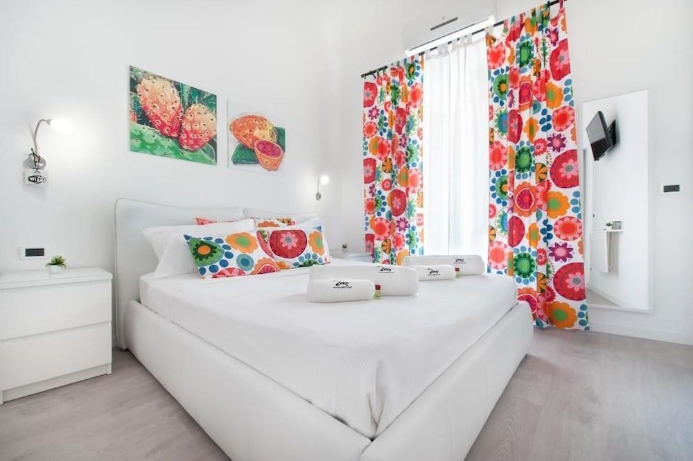 Room & Breakfast Zero 2