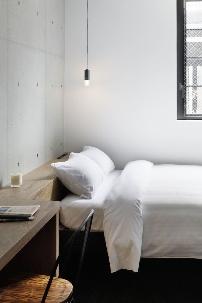 HOTEL CEN 2