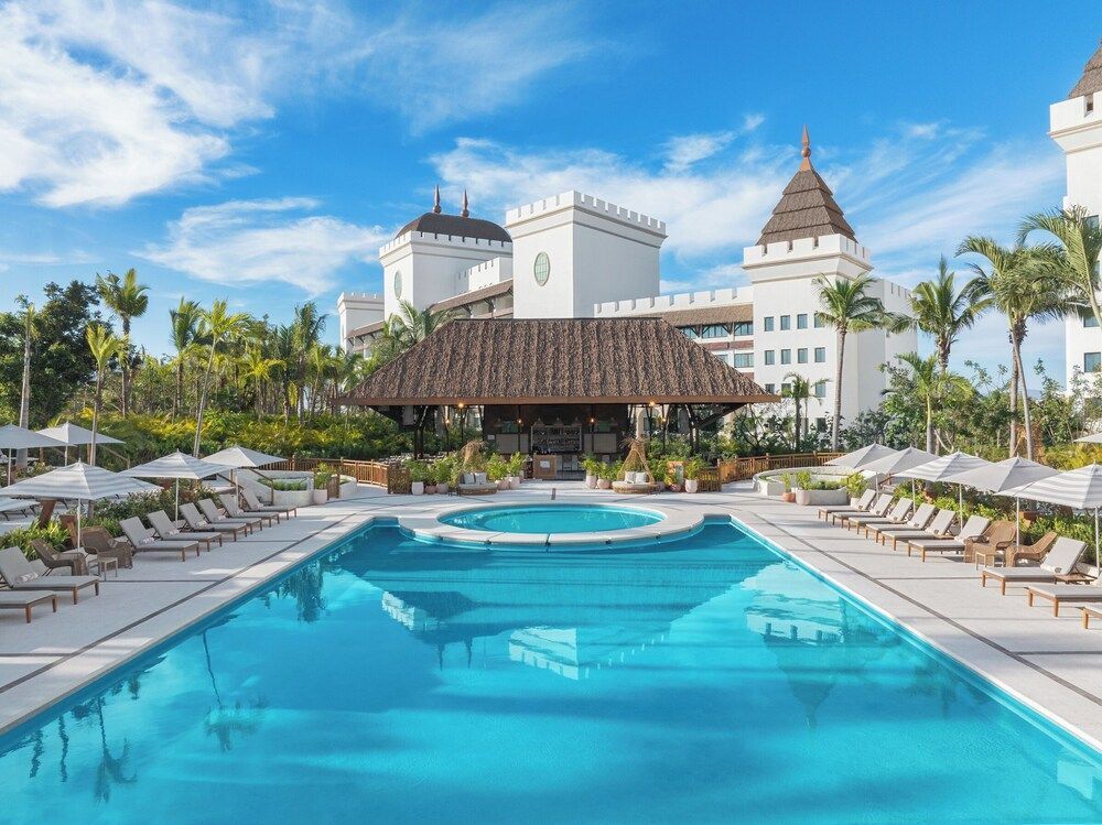 BON Hotel at VidantaWorld Nuevo Vallarta 1