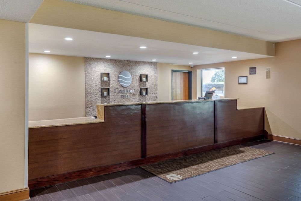 Suburban Studios Arlington Heights – Elk Grove 2